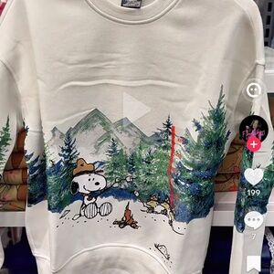 ISO Peanuts Cream Snoopy Mountain Sweatshirt